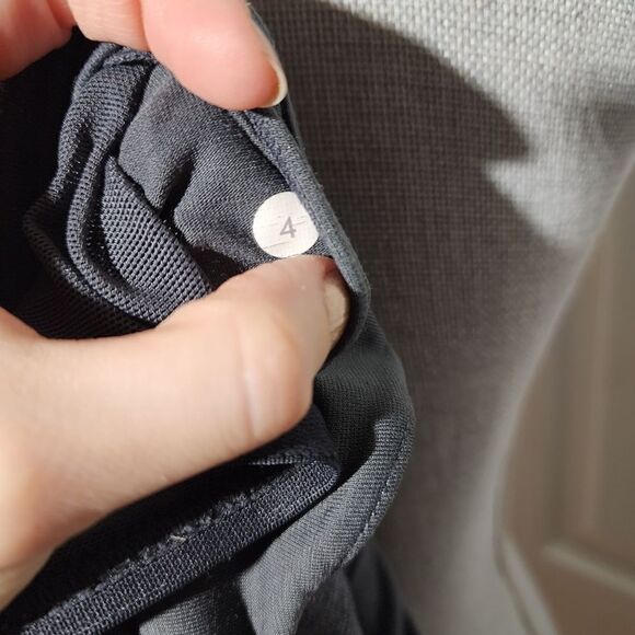 LULULEMON tank  - Picture 4 of 4